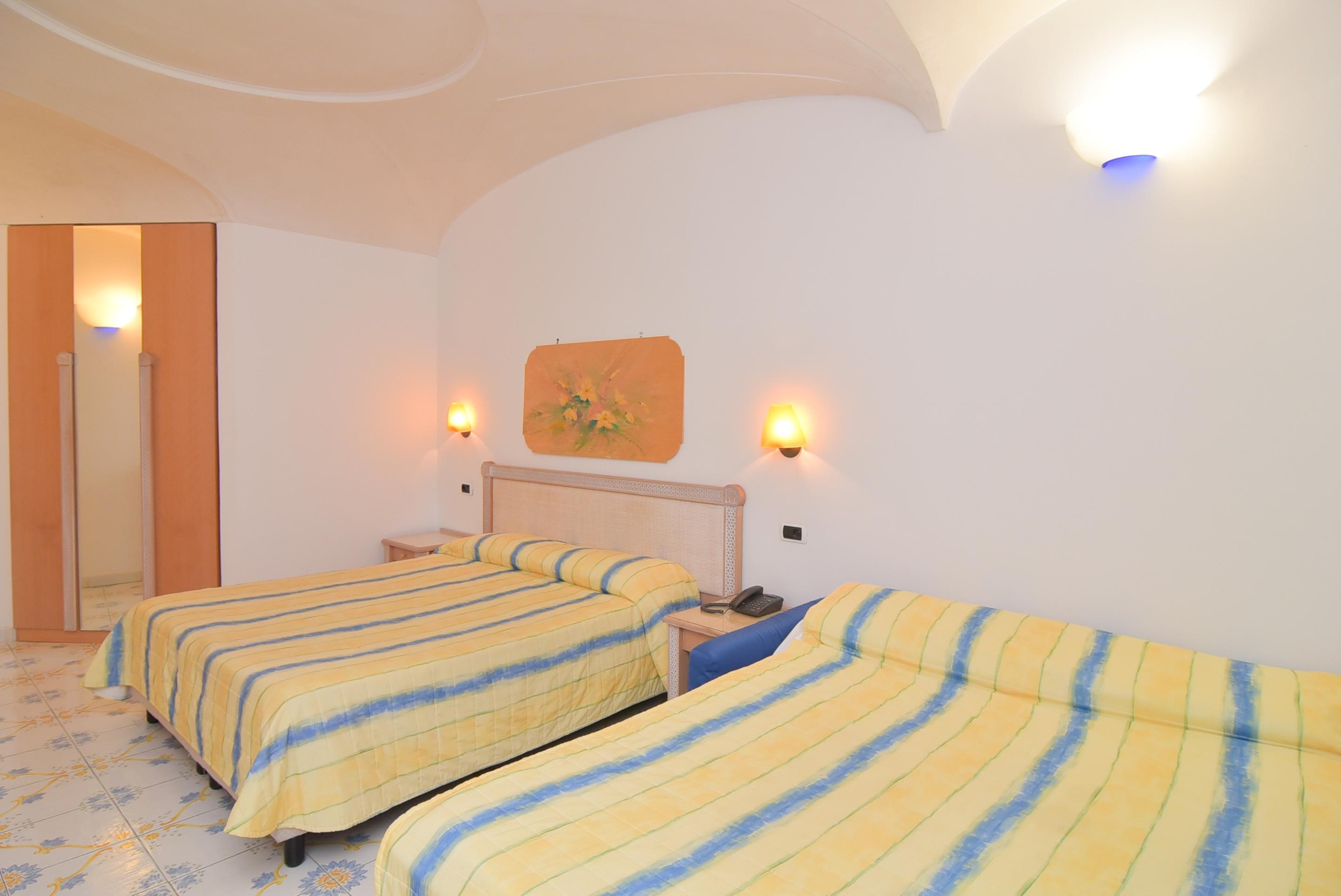 Hotel Terme Oriente - Beach & Spa Isquia Exterior foto